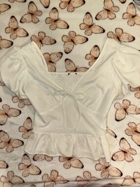 Women's Cream puff sleeve Tie-Front Peplum Top